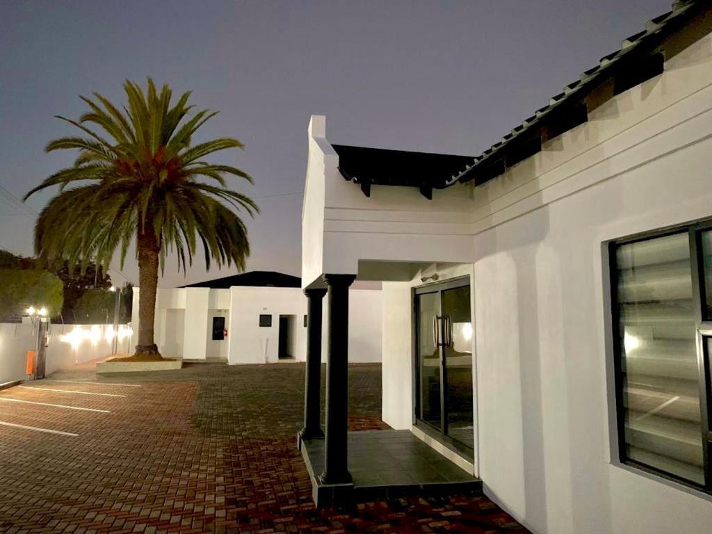 Thamani Guest House Randfontein Esterno foto